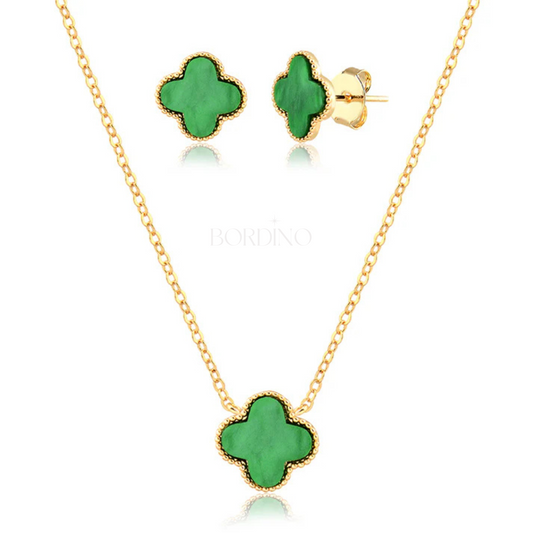 Conjunto de pendientes y collar de trébol verde